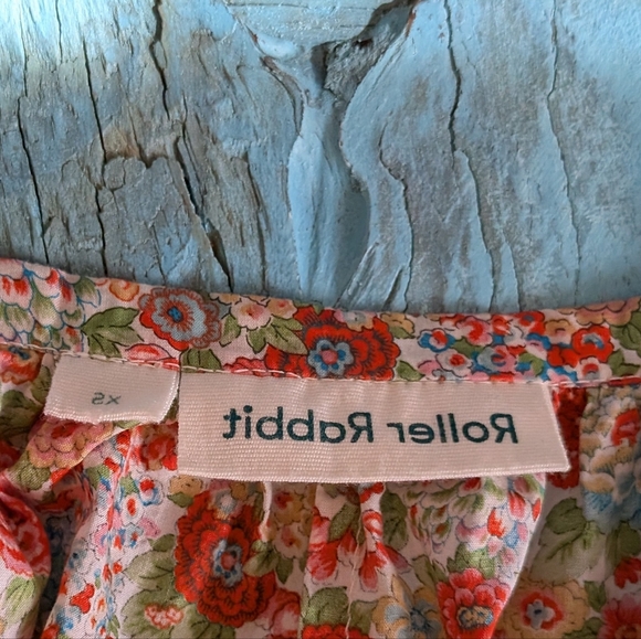 Roller Rabbit Floral Multicolor Top - Picture 9 of 12